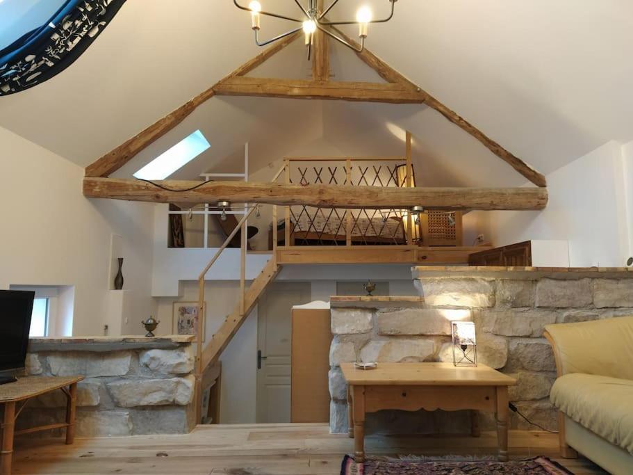 Superbe Appartement Dans Charmant Corps De Ferme Acheres-la-Foret Екстериор снимка