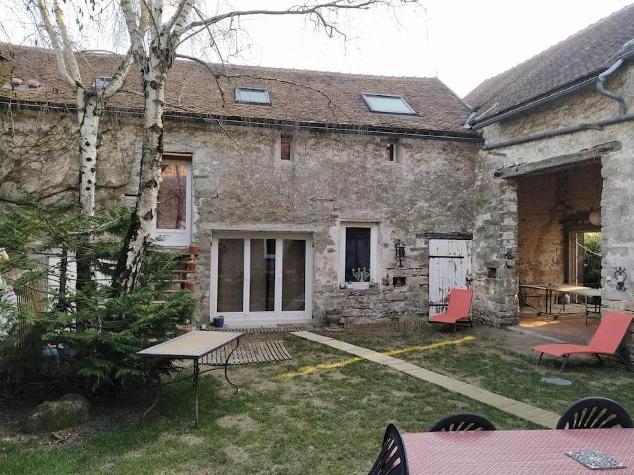 Superbe Appartement Dans Charmant Corps De Ferme Acheres-la-Foret Екстериор снимка